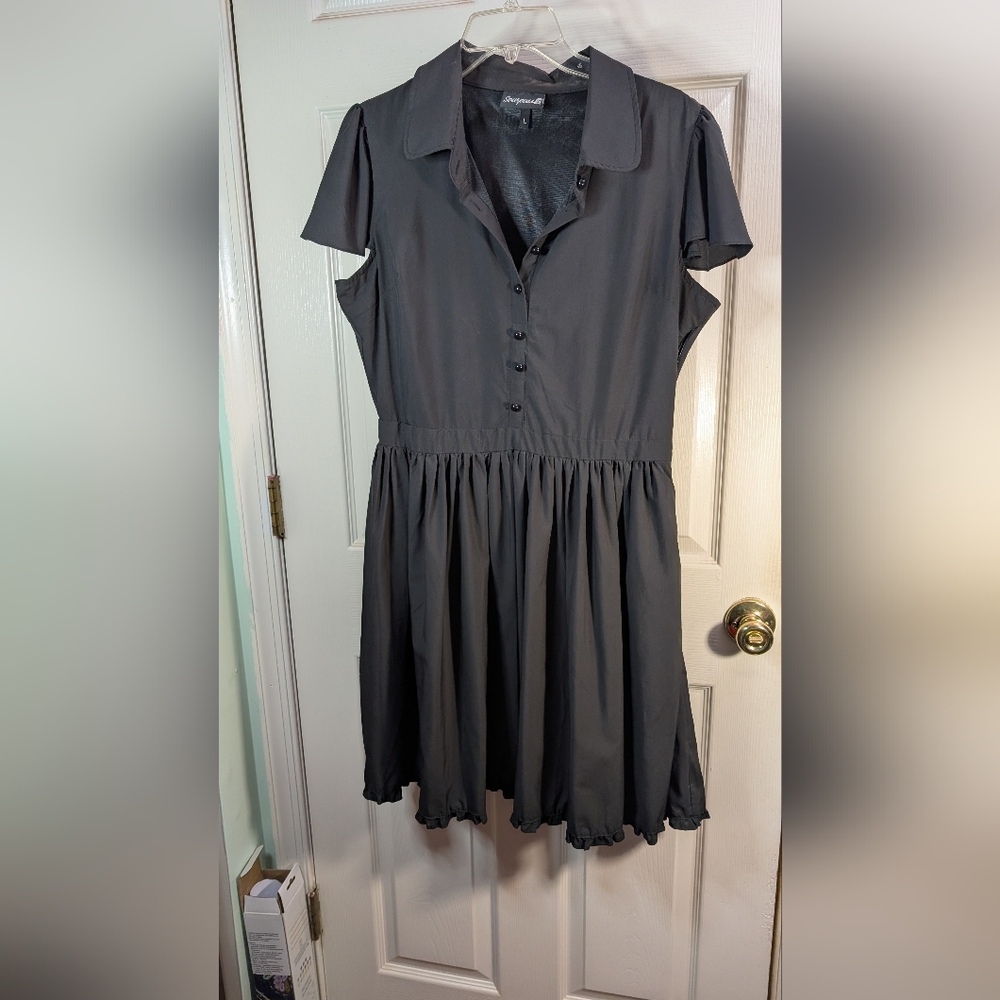 Sourpuss Black Button-Front Midi Dress